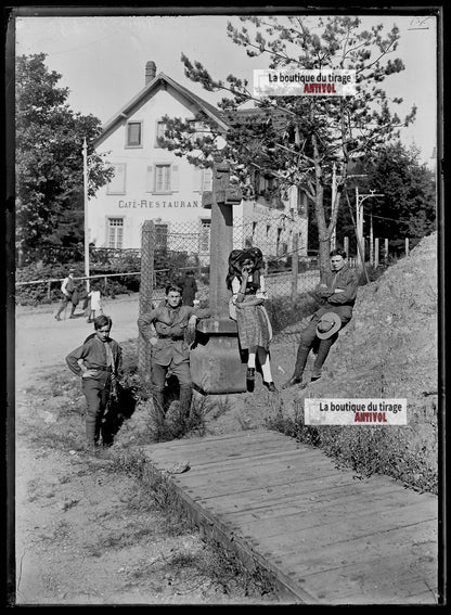 Plaque de verre, photo ancienne négatif noir et blanc 13x18 cm Trois-Epis scouts