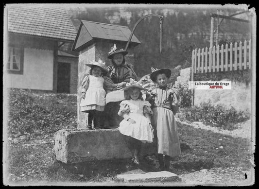 Plaque verre photo ancienne négatif noir et blanc 13x18 cm groupe filles France