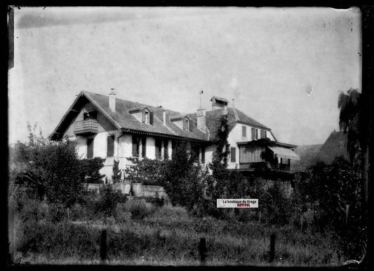 Plaque verre photo ancienne négatif noir et blanc 13x18 cm maison France vintage