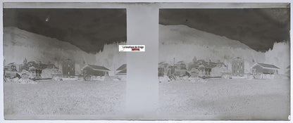 Village, Plaque verre photo stéréoscopique, négatif noir & blanc 4,5x10,7 cm