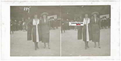 Scène de vie, Longchamp, Paris, plaque verre stéréoscopique, positif 8,5x17 cm