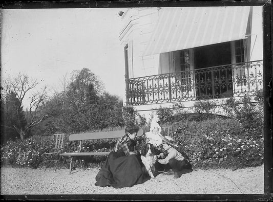 Plaque verre photo ancienne négatif 6x9 cm femme enfants chien - La Boutique Du Tirage 