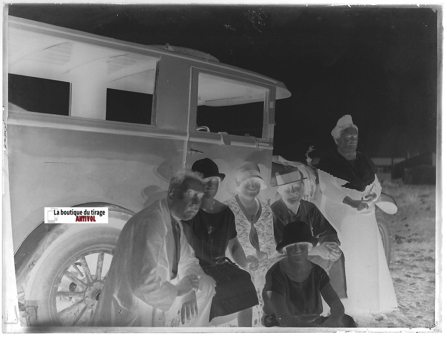 Voiture promenade, Plaque verre photo ancienne, négatif noir & blanc 9x12 cm
