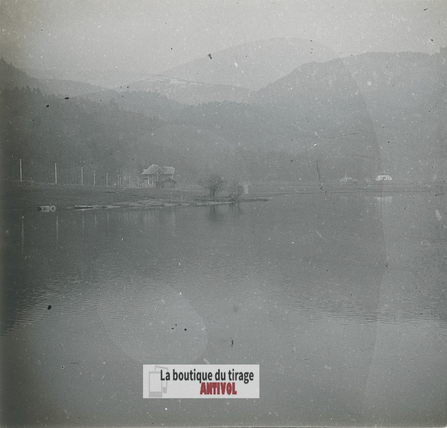 Lac vosgien et pavillon, plaque verre stéréo, photo ancienne 4,5x10,7 cm