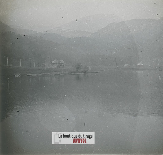 Lac vosgien et pavillon, plaque verre stéréo, photo ancienne 4,5x10,7 cm