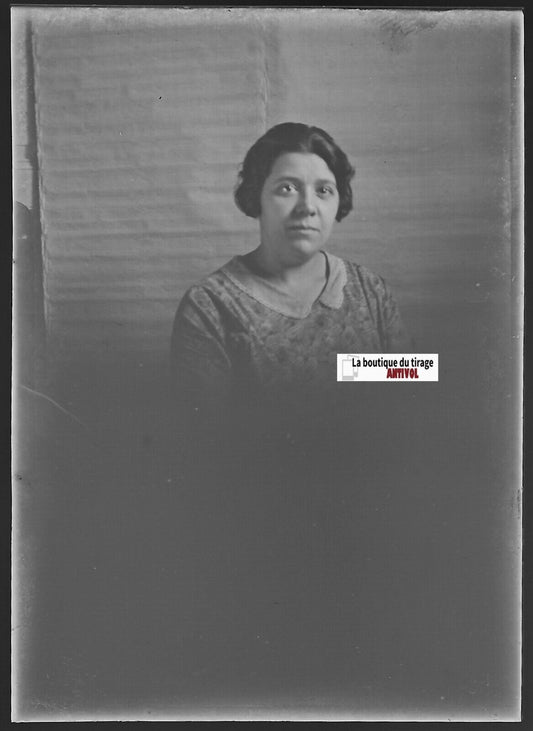 Femme, portrait, Plaque verre photo ancienne, négatif noir & blanc 6x9 cm