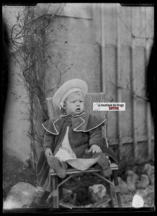 Plaque verre photo ancienne négatif noir et blanc 13x18 cm bébé fille France