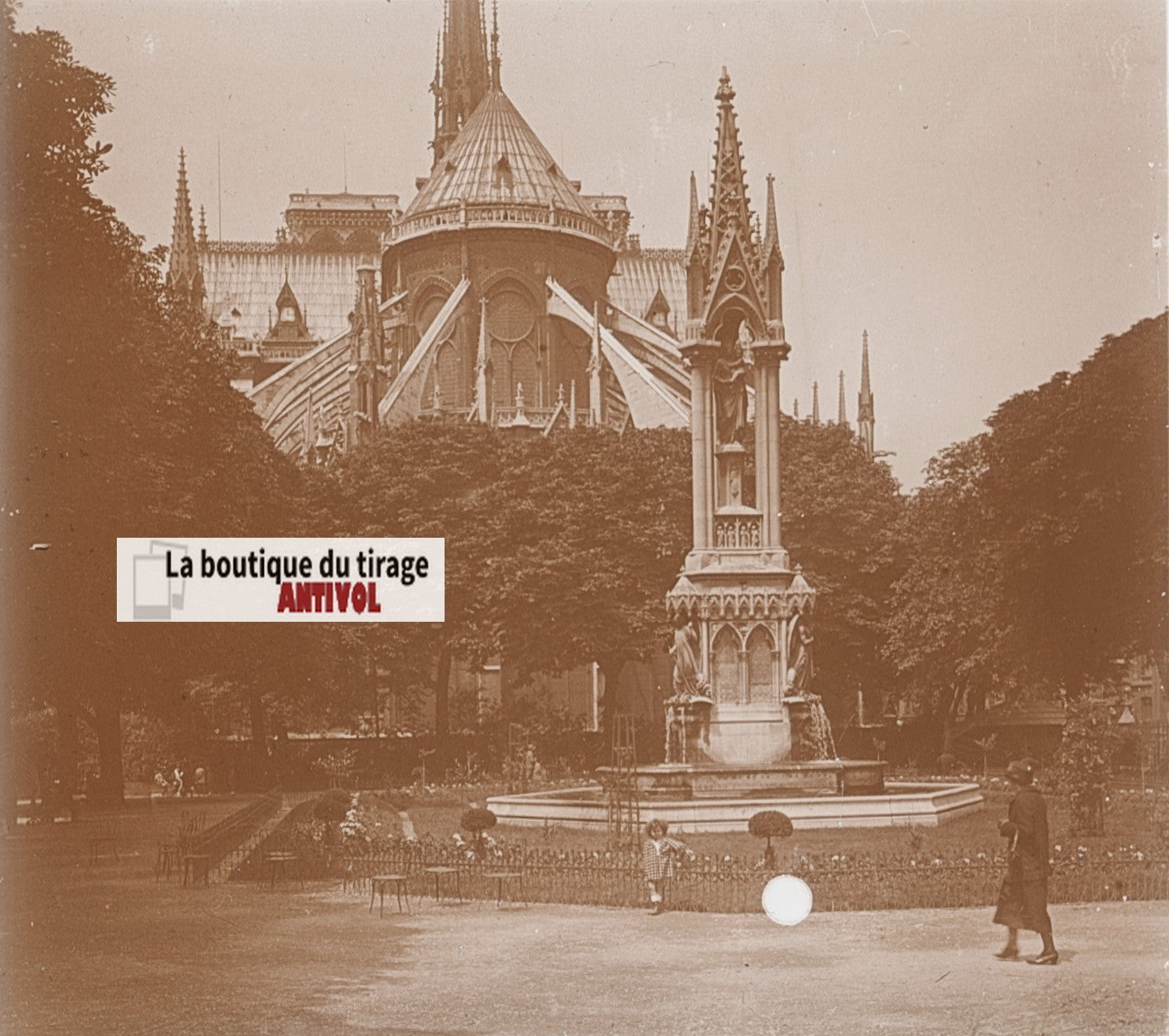 Square Jean-XXIII, Notre-Dame Paris, plaque verre, photo stéréo, N&B 6x13 cm