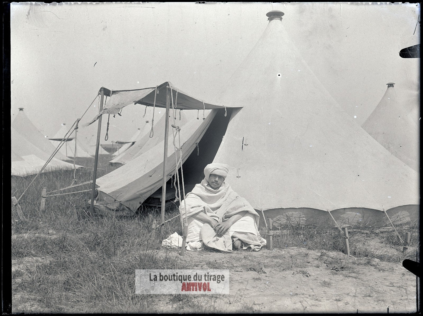 Soldat nord-africain, Bois-l’Évêque, plaque verre, photo, négatif 9x12 cm