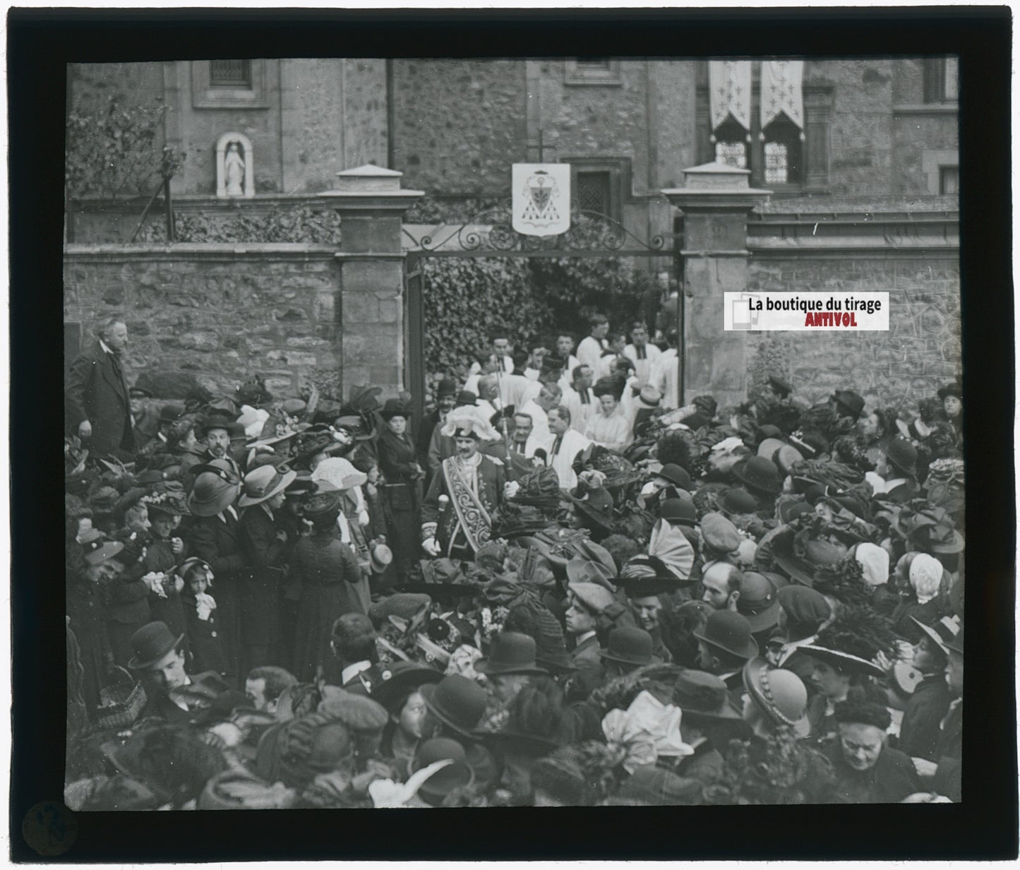 Groupe, personnages, fête, photo plaque verre, noir & blanc, positif 8,5x10 cm