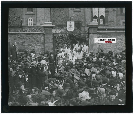 Groupe, personnages, fête, photo plaque verre, noir & blanc, positif 8,5x10 cm