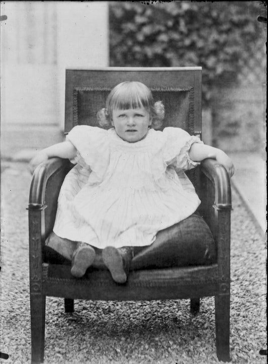 Plaque verre photo ancienne négatif 13x18 cm bébé sur fauteuil, vintage enfant 