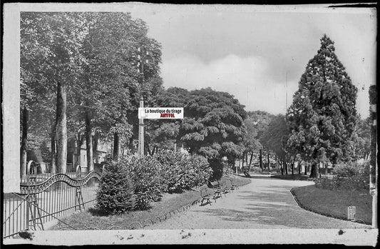 Plaque verre photo négatif noir & blanc 09x14 cm Charleville-Mézières, parc