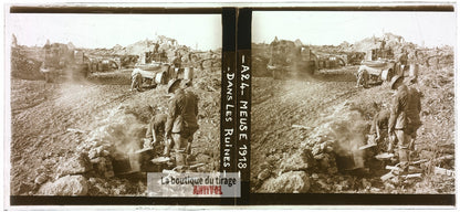 Meuse, dans les ruines, guerre WW1, plaque verre photo ancienne stéréo 6x13 cm