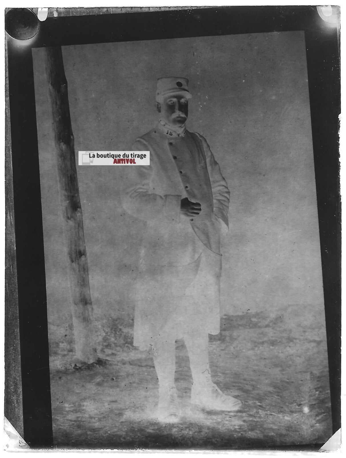 Plaque verre photo ancienne négatif noir et blanc 9x12 cm soldat 15e régiment 