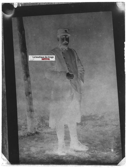 Plaque verre photo ancienne négatif noir et blanc 9x12 cm soldat 15e régiment 
