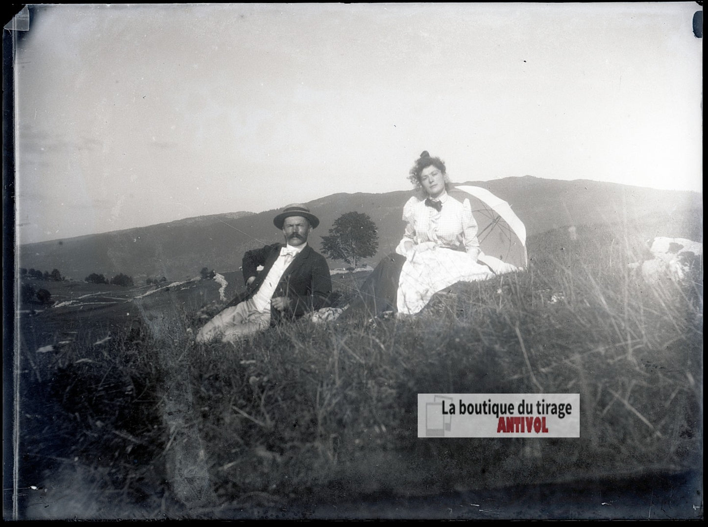 Couple, amour, montagnes, plaque verre photo ancienne, négatif 9x12 cm