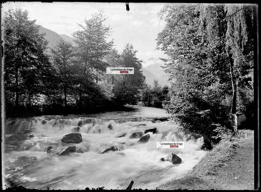 Plaque verre photo ancienne négatif noir et blanc 13x18 cm Bagnères-de-Luchon FR