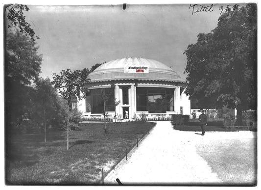 Plaque verre photo ancienne positif noir et blanc 13x18 cm Vittel Vosges soldat