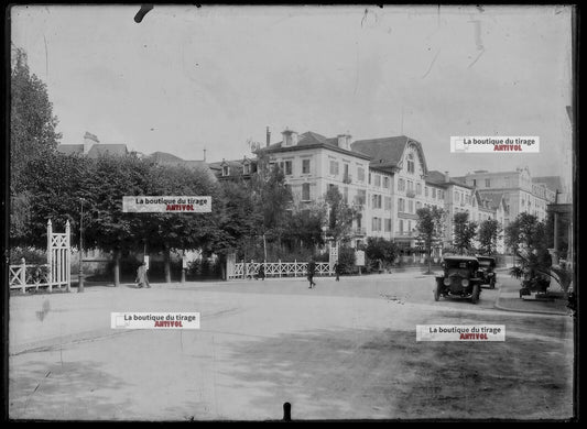 Plaque verre photo ancienne négatif noir et blanc 13x18 cm Vittel France ville