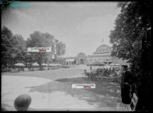 Plaque verre photo ancienne négatif noir et blanc 13x18 cm casino de Vichy