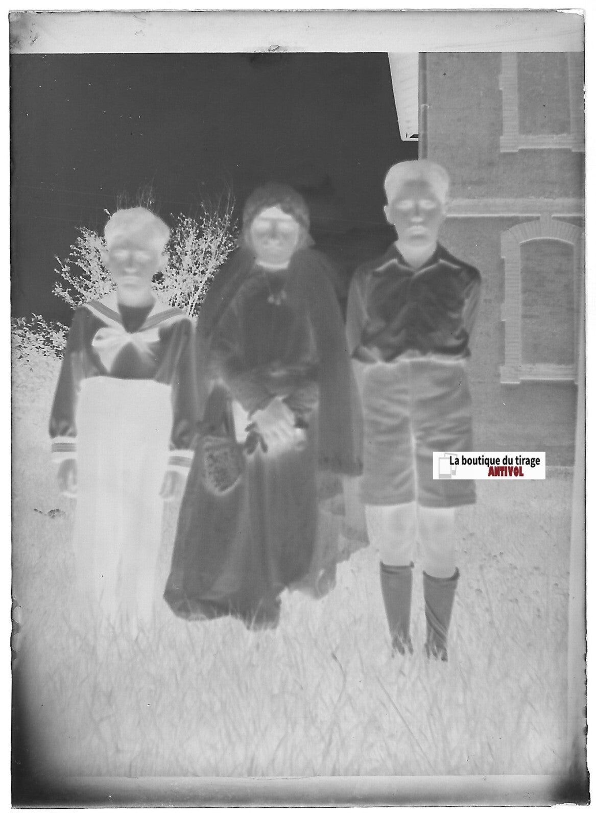 Enfants, famille, Plaque verre photo ancienne, négatif noir & blanc 6x9 cm