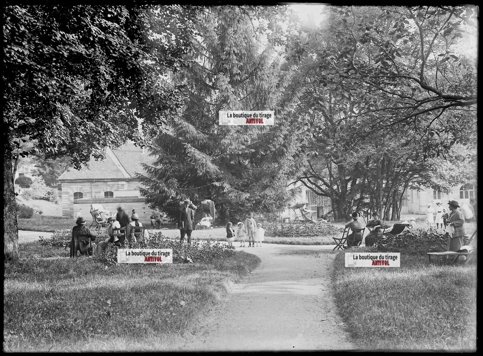 Plaque verre photo ancienne négatif noir et blanc 13x18 cm Luxeuil-les-Bains