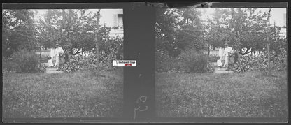 Maman, fille, Plaque verre photo stéréo, négatif noir & blanc 4,5x10,7 cm