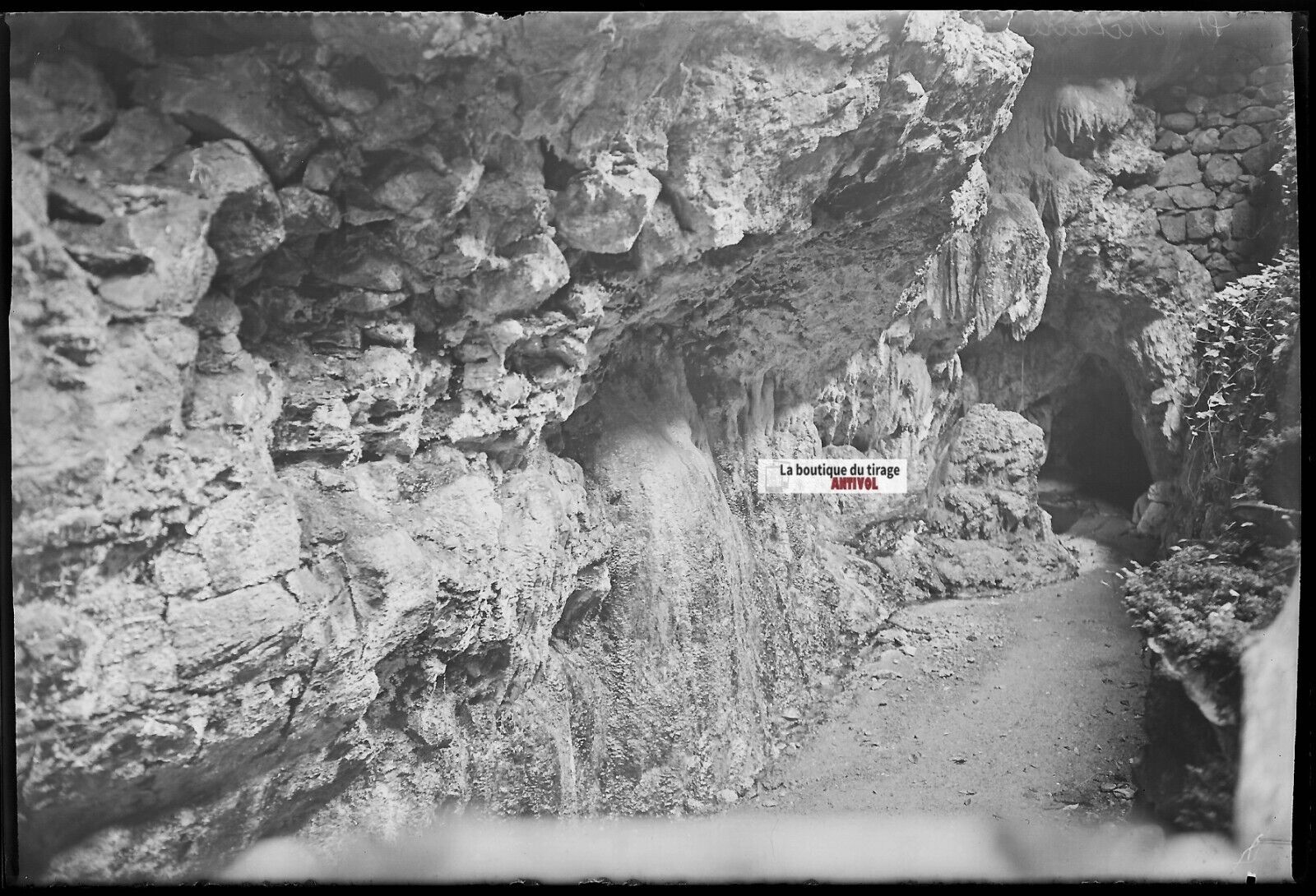 Saint-Nectaire, grotte, Plaque verre photo, négatif noir & blanc 10x15 cm France