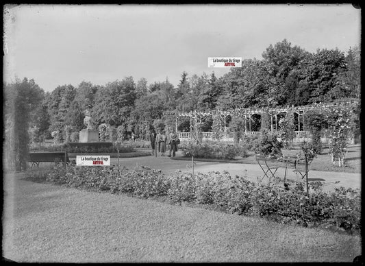 Plaque verre photo ancienne négatif noir et blanc 13x18cm parc public Vittel