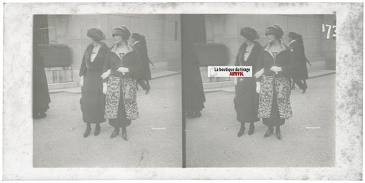 Personnages, Longchamp, Paris, plaque verre stéréoscopique, positif 8,5x17 cm