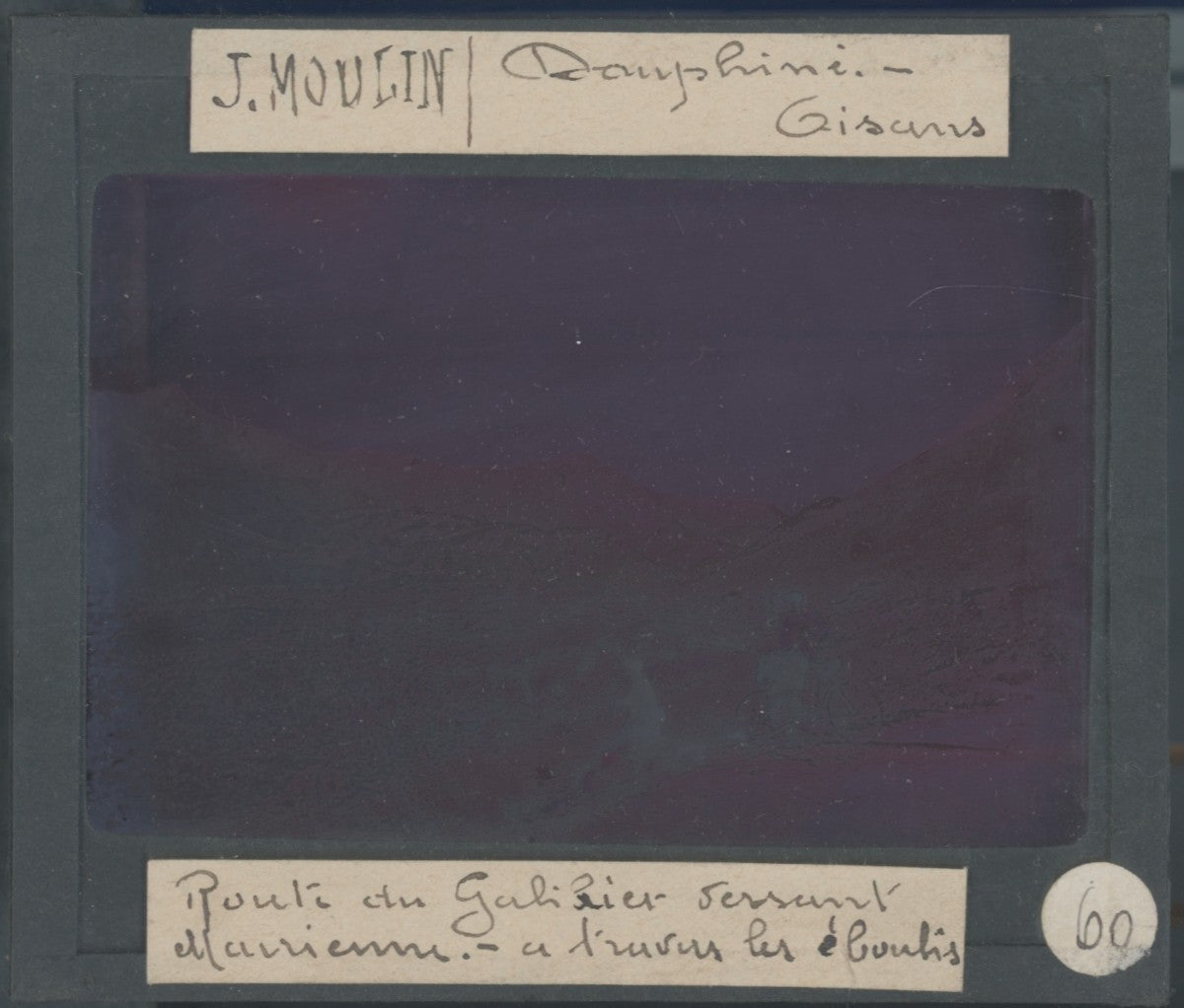 Route Galibier, vélos, photo J. Moulin, plaque verre couleur, positif 8,5x10 cm