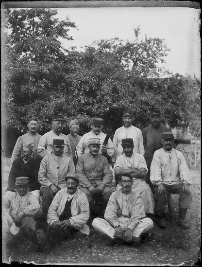 Plaque verre photo ancienne négatif noir et blanc 9x12 cm soldats groupe vintage