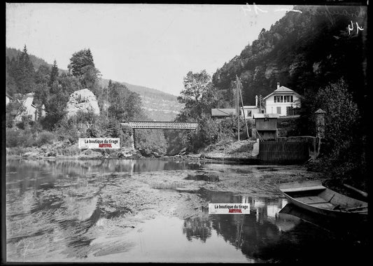 Plaque verre photo ancienne négatif noir et blanc 13x18 cm Lac de Biaufond eau