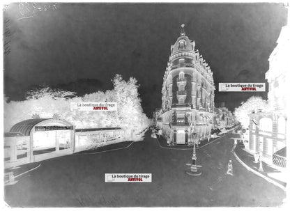 Plaque verre photo ancienne négatif noir et blanc 13x18 cm Vichy Victor Hugo