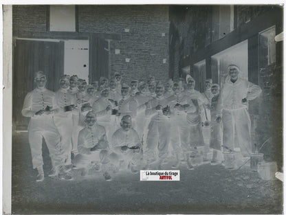 Soldats français en caserne, plaque verre, photo ancienne, négatif N&B 9x12 cm