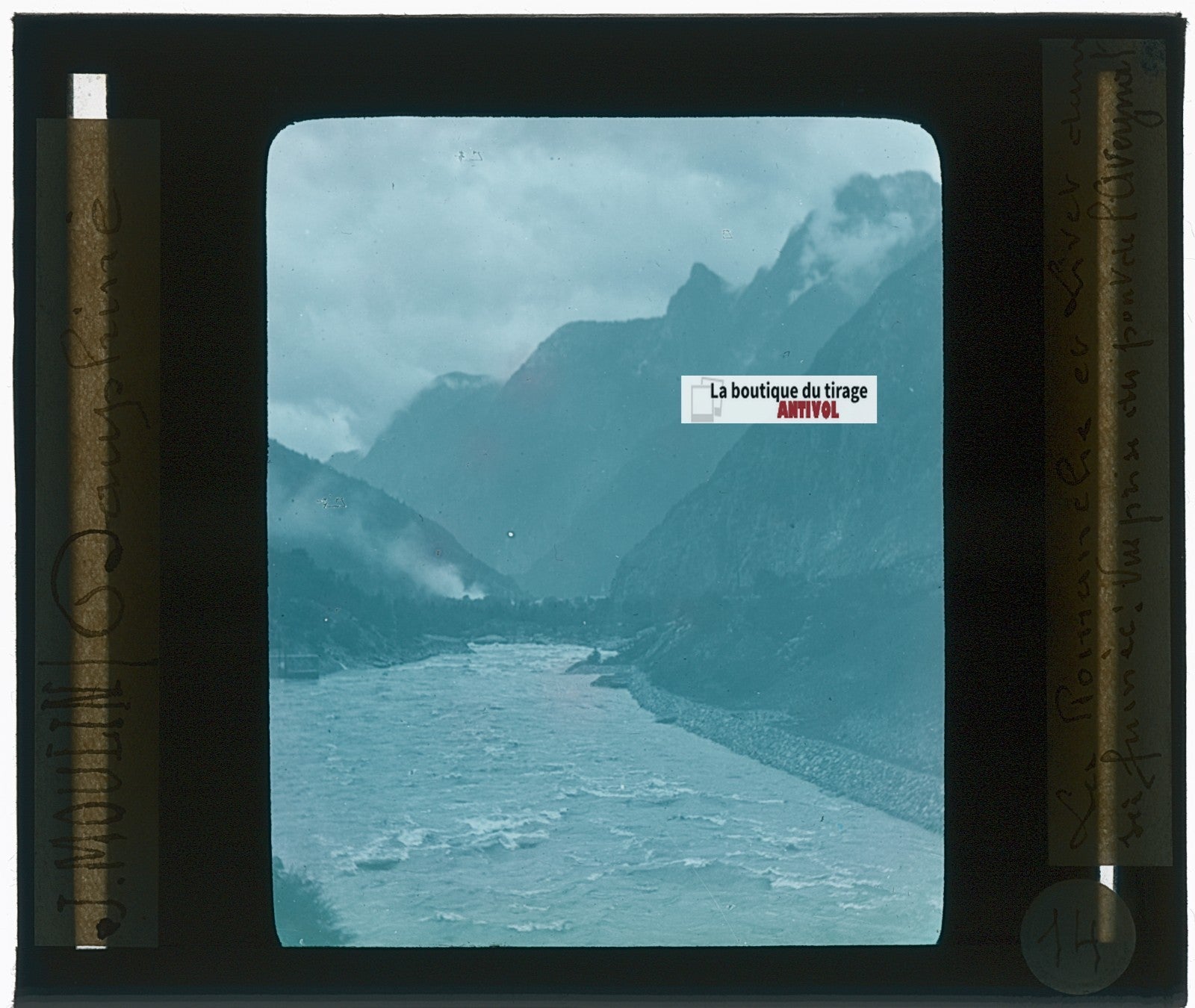 Livet-d’Uriage, photo J. Moulin, plaque verre, couleur, positif 8,5x10 cm