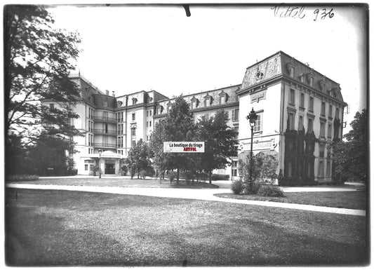 Plaque verre photo ancienne positif noir et blanc 13x18 cm Vittel Vosges palace