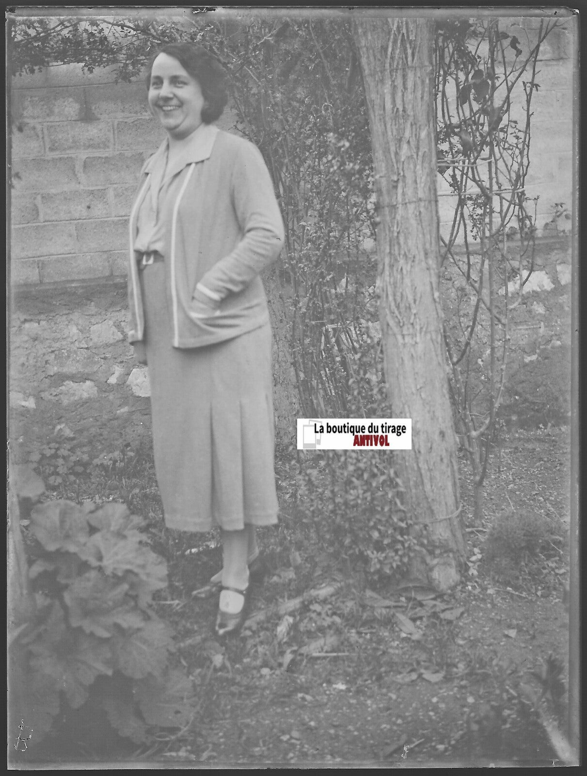 Femme, sourire, Plaque verre photo ancienne, négatif noir & blanc 9x12 cm