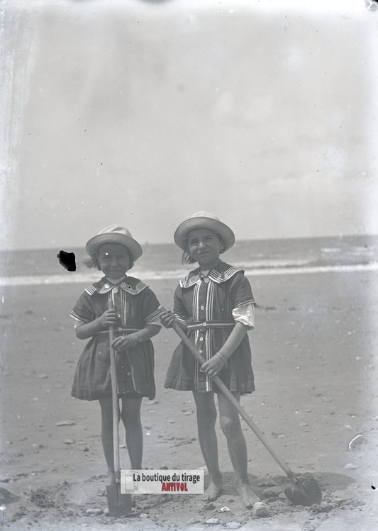 Berck-sur-Mer, enfants plage, plaque verre photo ancienne, négatif 9x12 cm