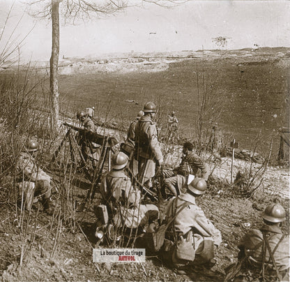 Dhuizel, Aisne, drapeau, guerre WW1, plaque verre photo ancienne stéréo 6x13 cm