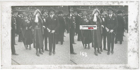 Scène de vie, Longchamp, Paris, plaque verre stéréoscopique, positif 8,5x17 cm