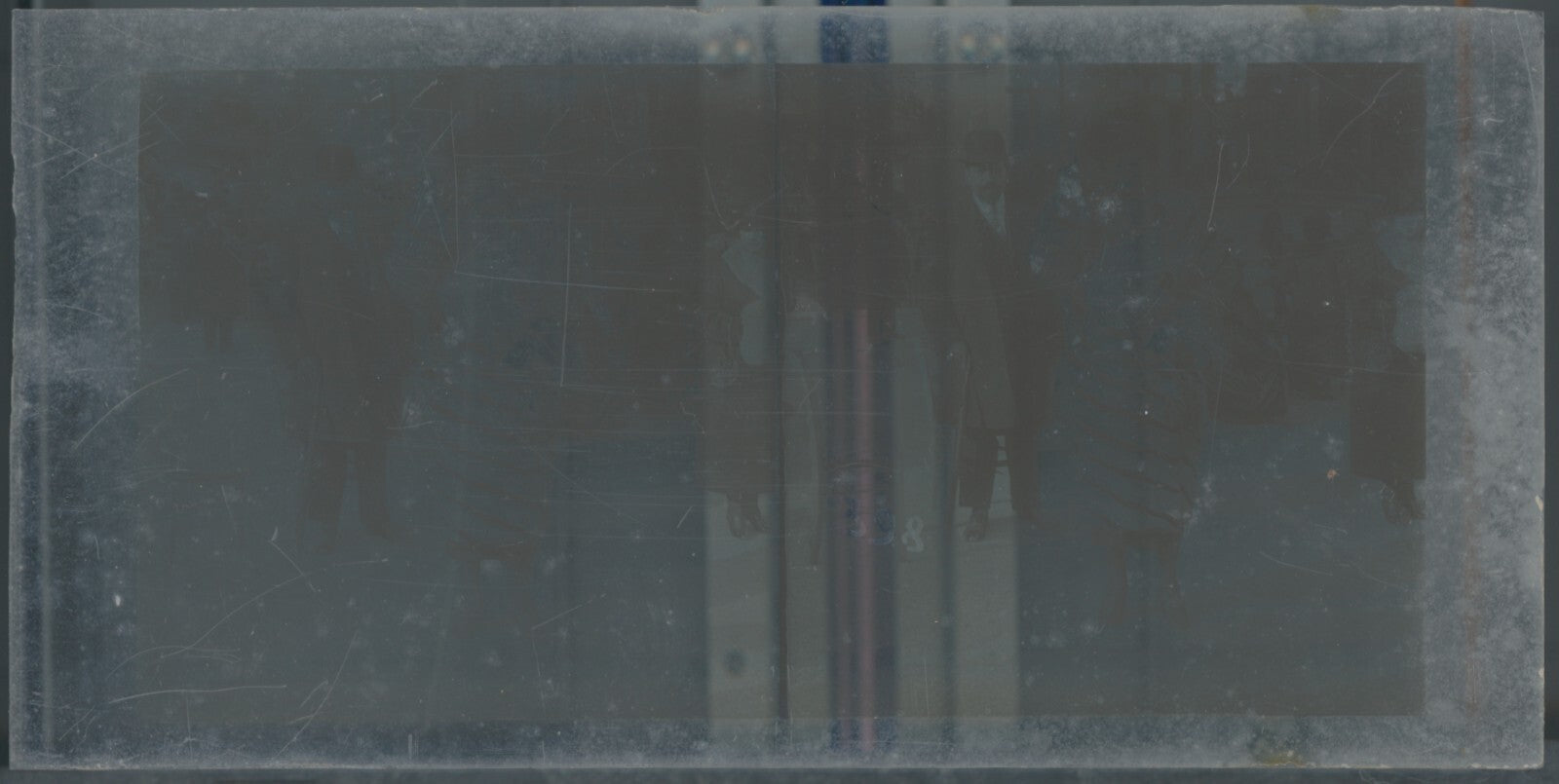 Personnages, Longchamp, Paris, plaque verre stéréoscopique, positif 8,5x17 cm