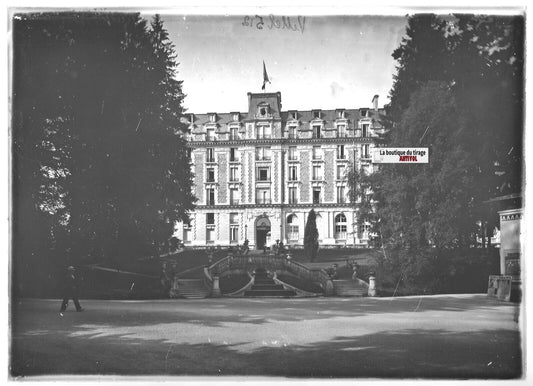 Plaque verre photo ancienne positif noir et blanc 13x18 cm Vittel Vosges Hôtel