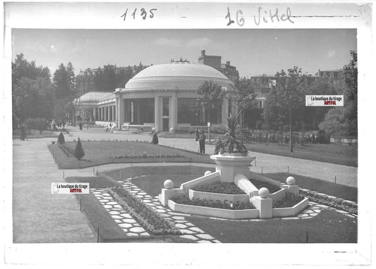 Plaque verre photo ancienne positif noir et blanc 13x18 cm Vittel therme Vosges