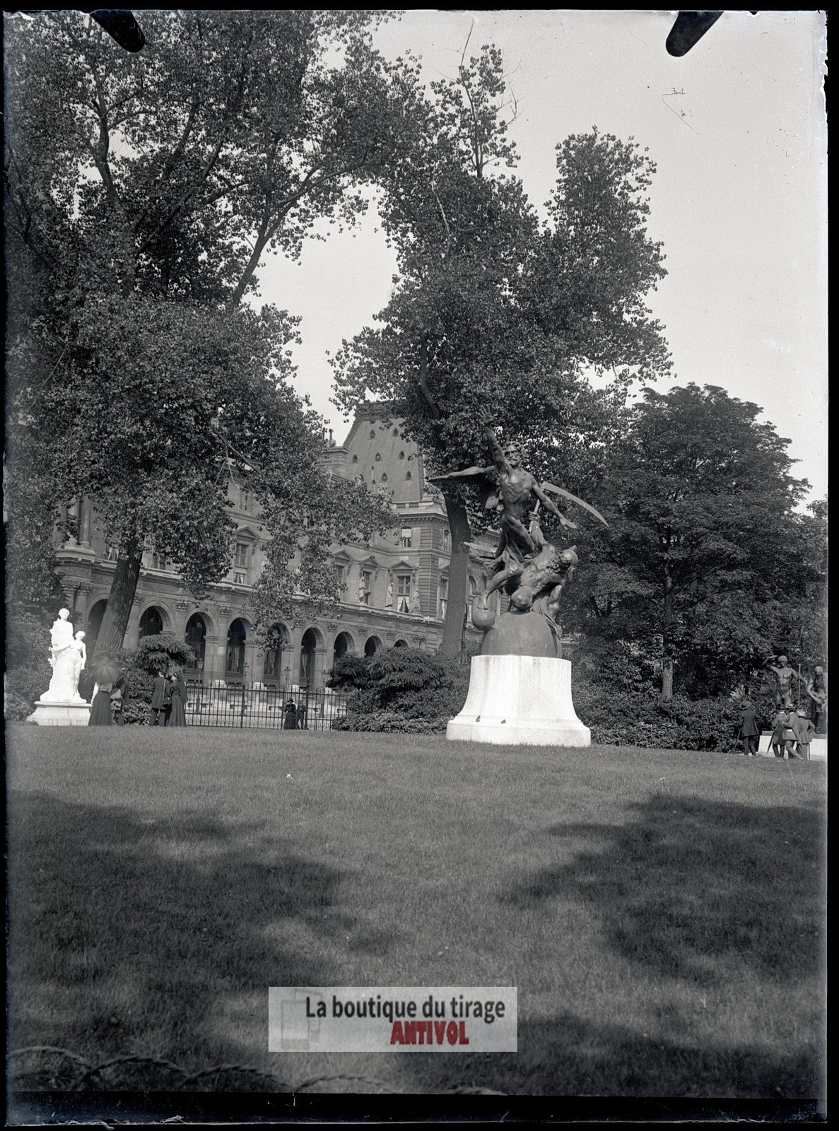 Paris, Jardin Carrousel, Louvre, plaque verre, photo ancienne, négatif 9x12 cm