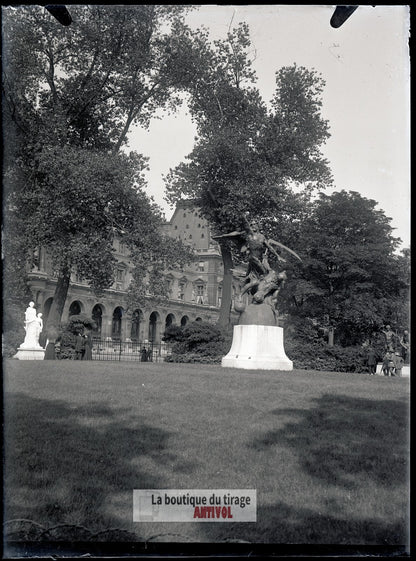 Paris, Jardin Carrousel, Louvre, plaque verre, photo ancienne, négatif 9x12 cm