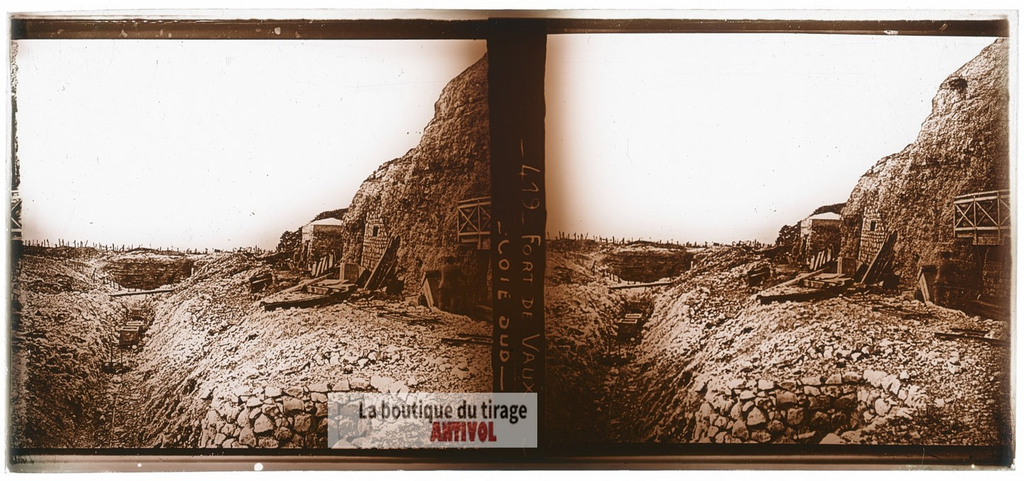 Fort de Vaux, côté sud, guerre WW1, plaque verre photo ancienne stéréo 6x13 cm
