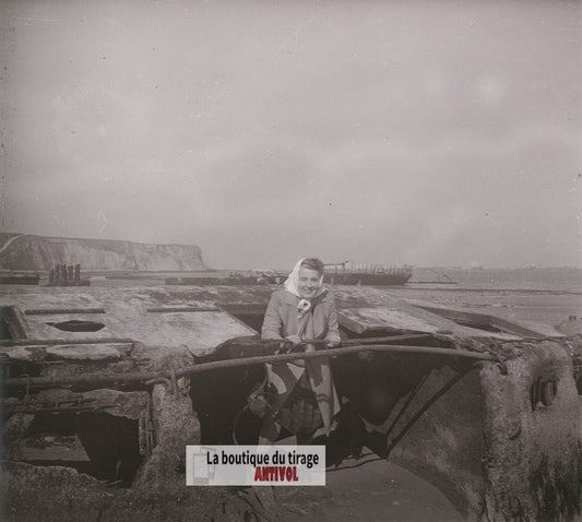 Arromanches port, débarquement, plaque verre photo ancienne stéréo 6x13 cm
