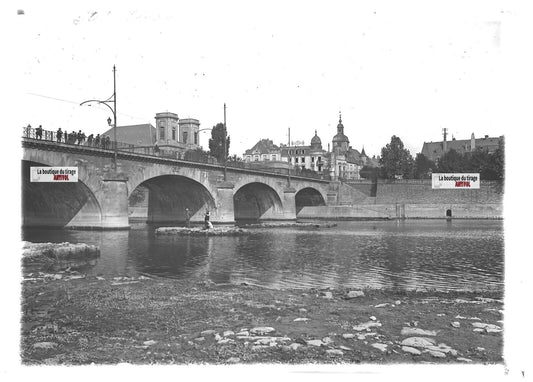 Plaque verre photo ancienne positif noir & blanc 13x18 cm Thionville pêcheurs